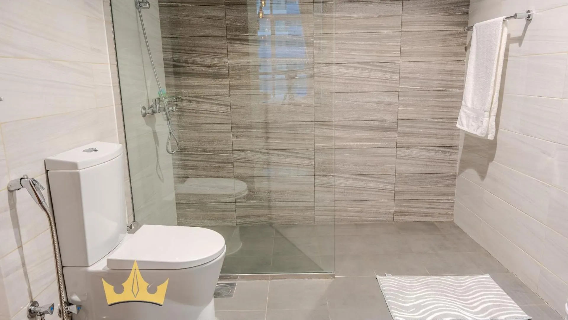 Apartment Dunya Tower Suite 2 Dubai United Arab Emirates