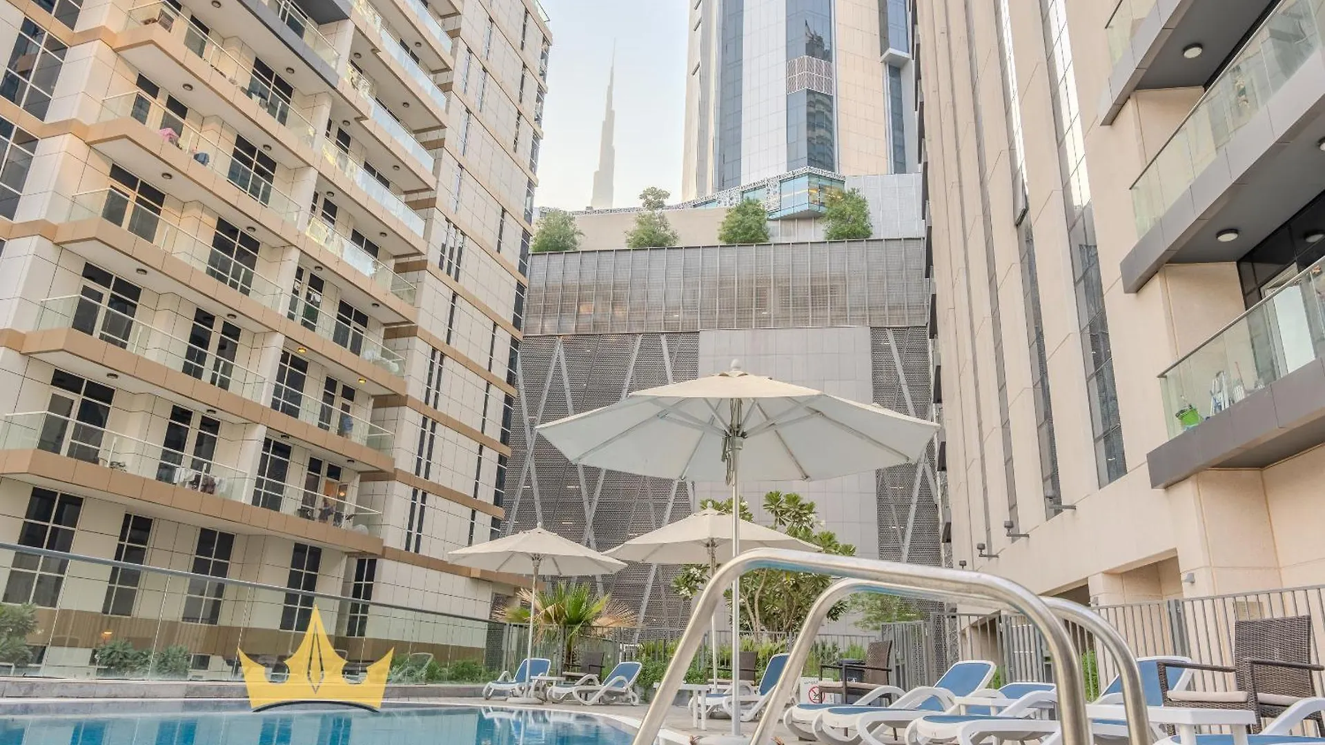 Dunya Tower Suite 2 Dubai Apartment